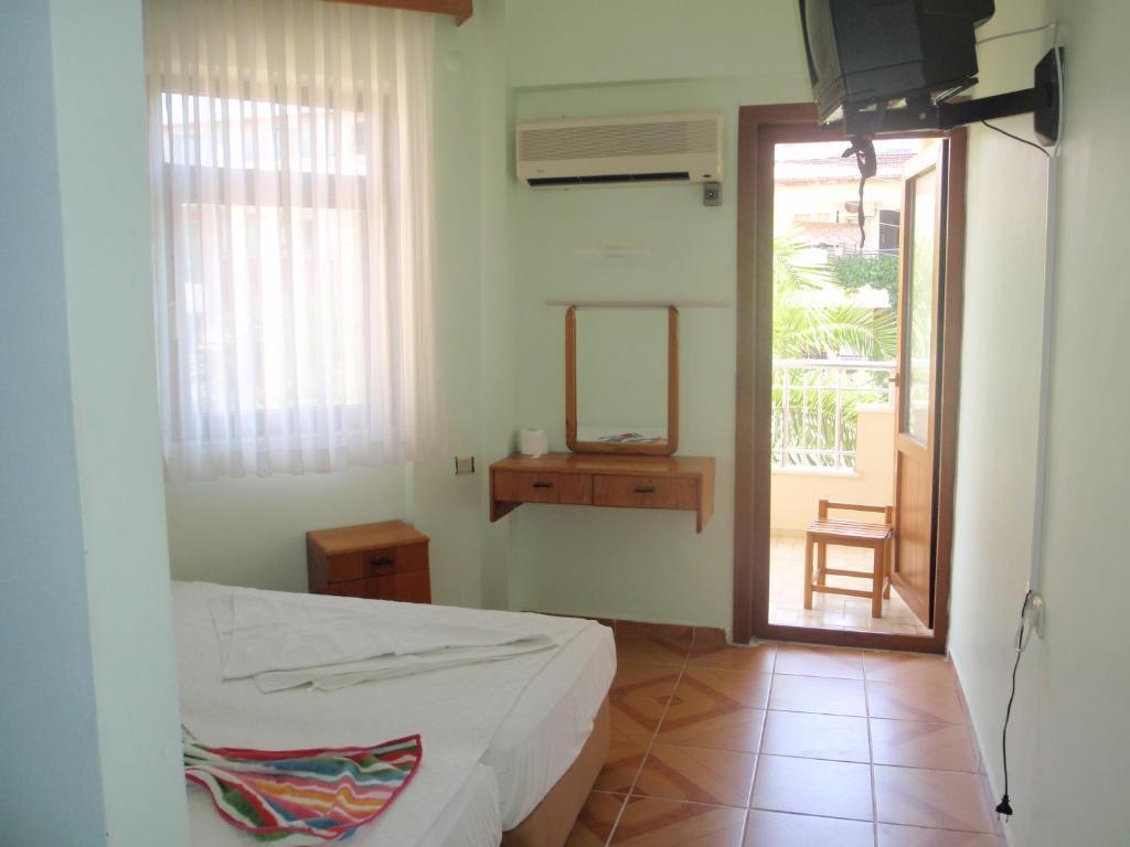 Otel Aloe Apart 3*